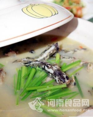 卵石鮮魚湯