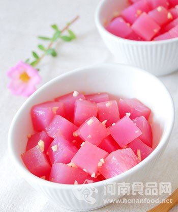 降溫美食：自制純天然彩色涼粉（圖）