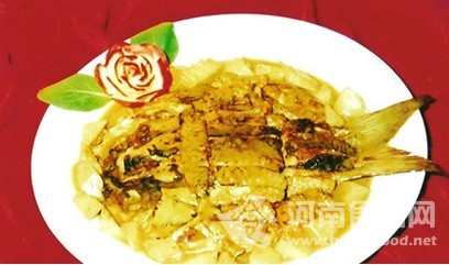 煎扒鯖魚頭尾