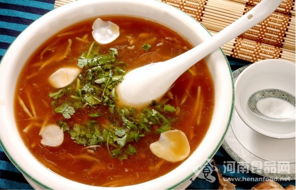 酸辣肚絲湯