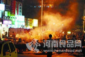 北京加大餐飲油煙排污檢查力度 取締公共場所露天燒烤