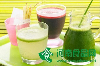 “檸檬水抗癌、果蔬汁減肥” 你信幾個？