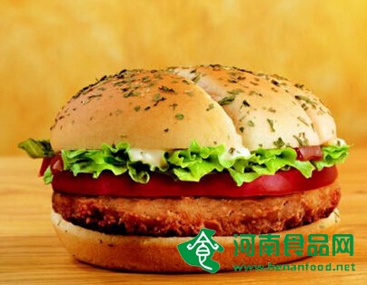 漢堡吃出水銀電池 澳洲男子胃潰瘍狀告麥當勞