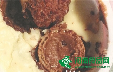 奇趣蛋竟有蟲子 麥德龍超市：已下架自檢
